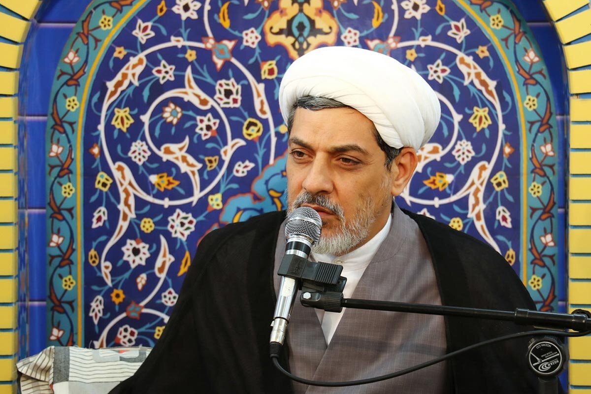 گفت‌وگو با حجت‌الاسلام ناصر رفیعی در مراسم بزرگداشت رئیس جمهور شهید